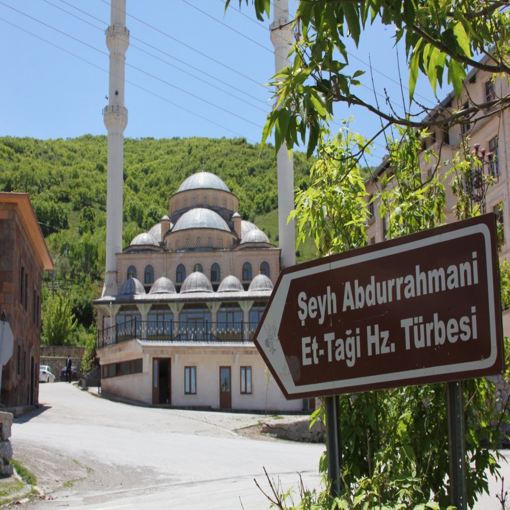 NORŞİN MEDRESESİ VE ÂLİMLERİ